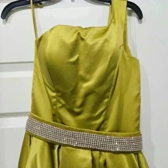 PROM/Evening dress size small custom detachable belt, bow, cap, zig-zag corset - Picture 4 of 7